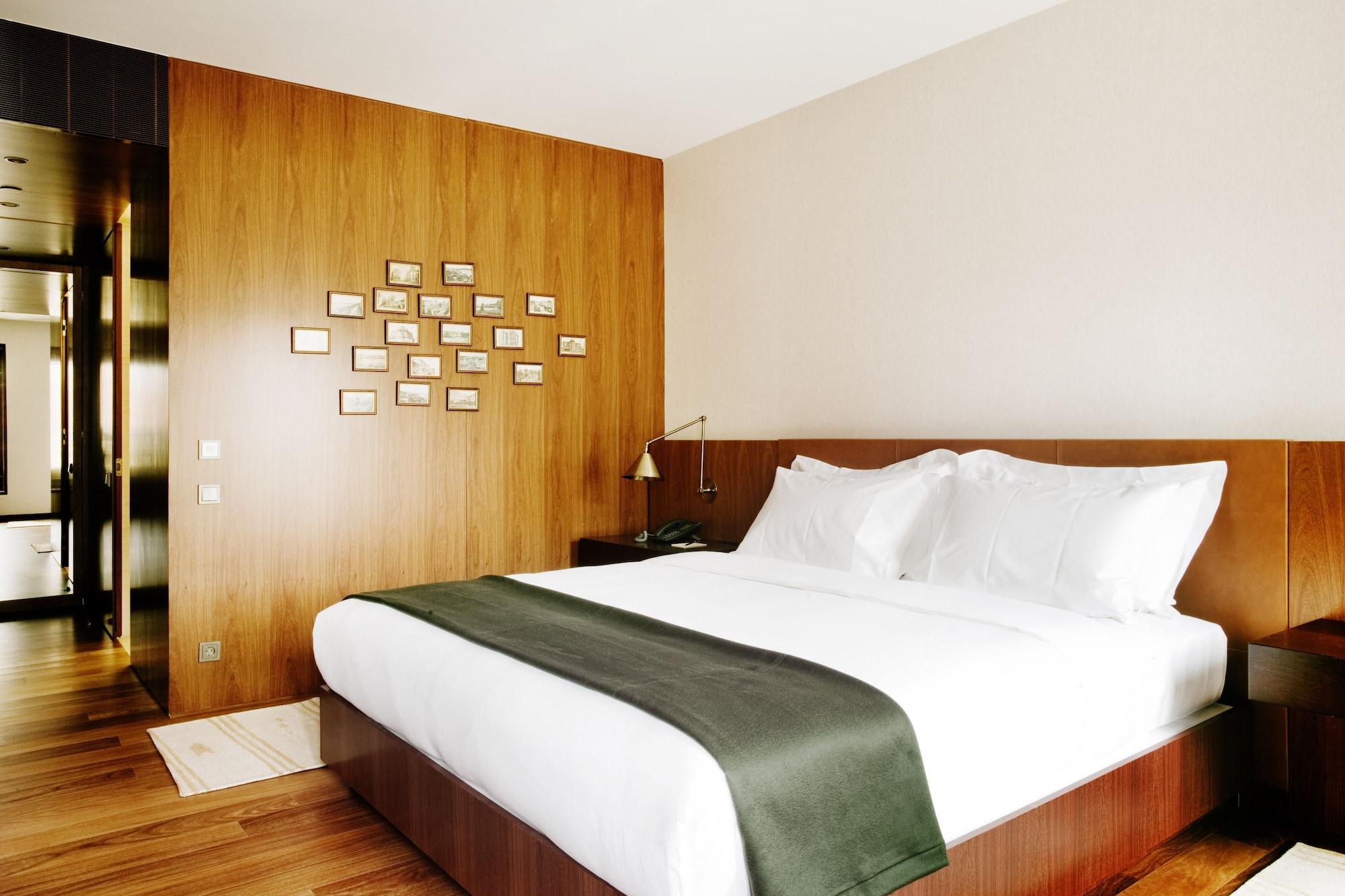 Square Nine Hotel Belgrade Extérieur photo