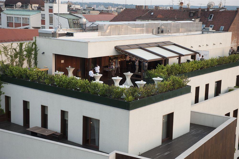 Square Nine Hotel Belgrade Extérieur photo