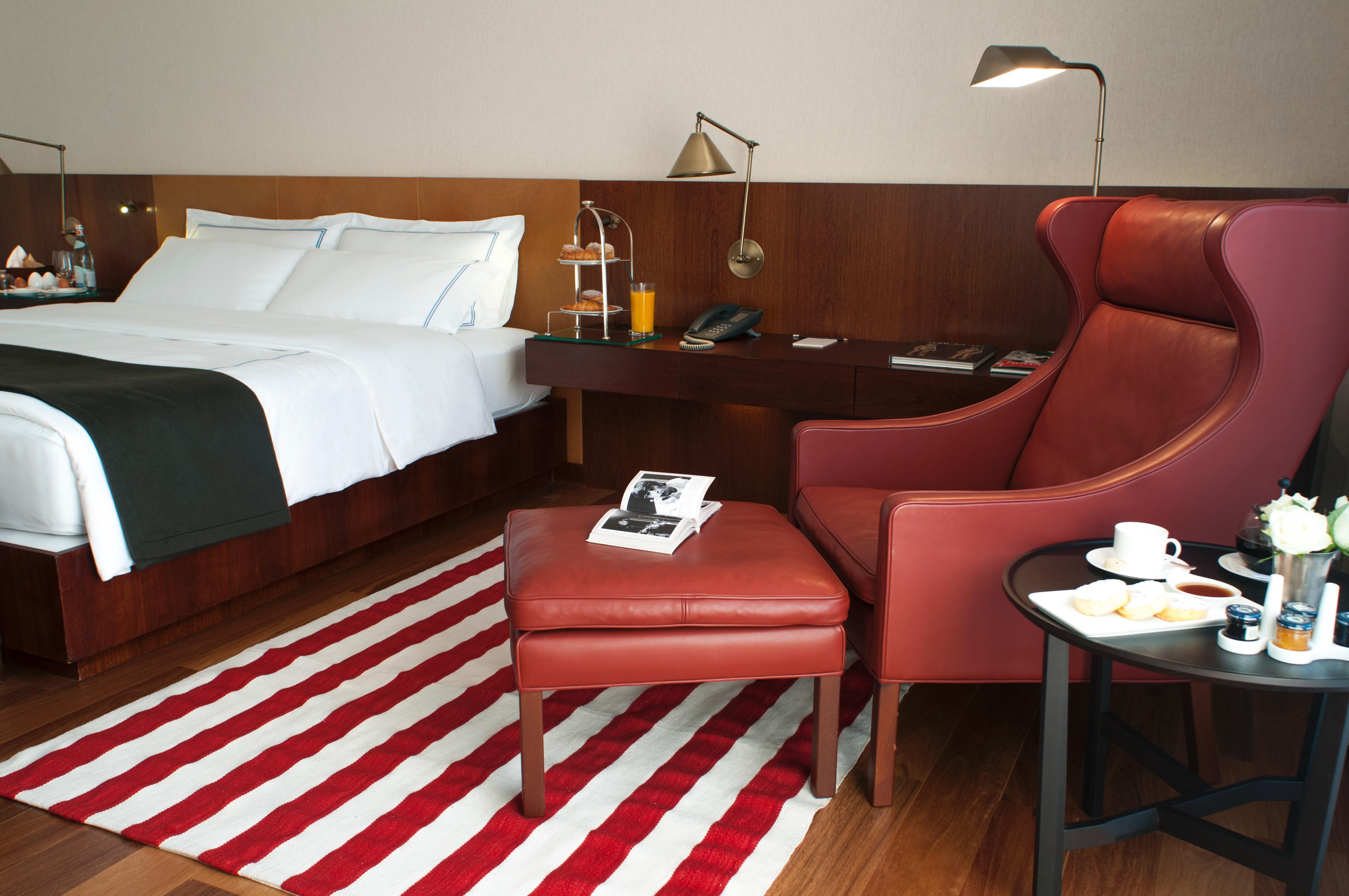 Square Nine Hotel Belgrade Extérieur photo