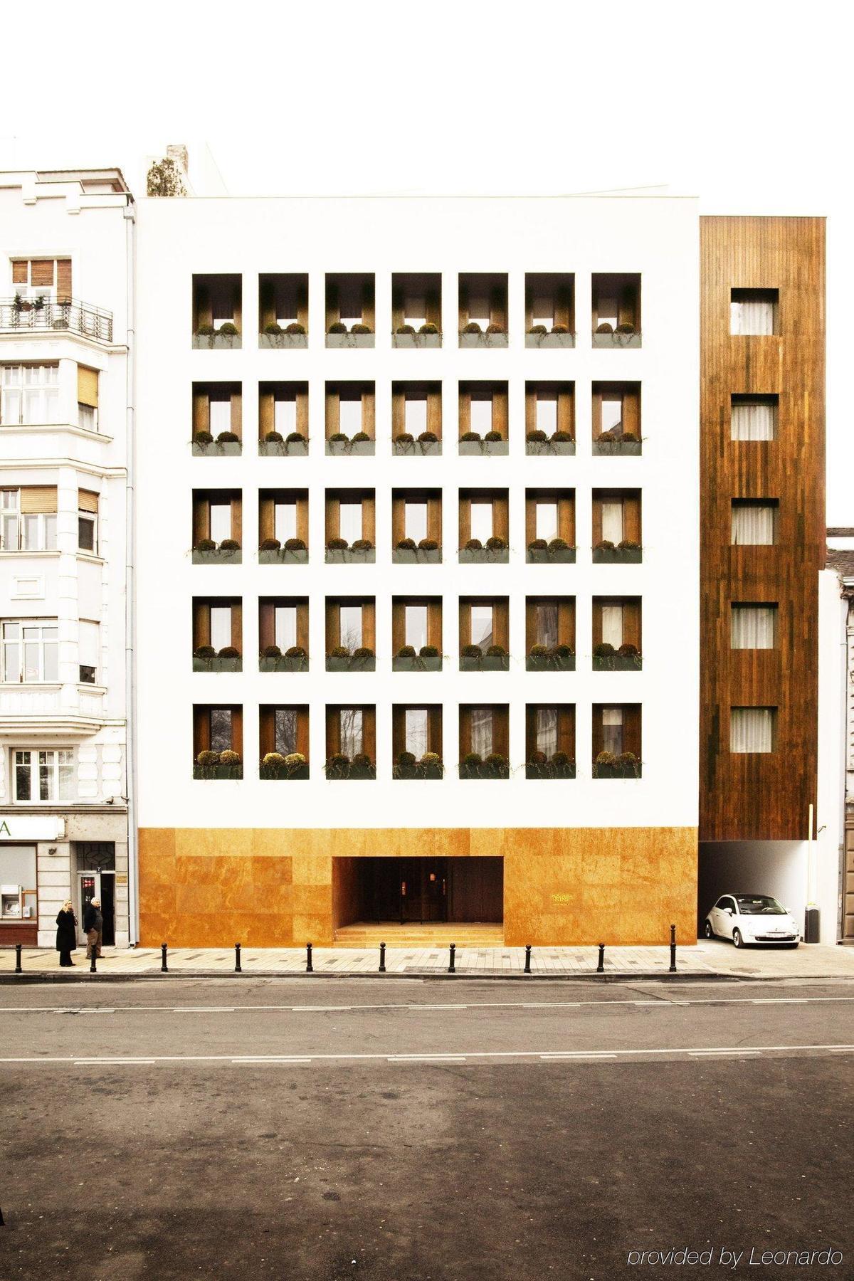 Square Nine Hotel Belgrade Extérieur photo