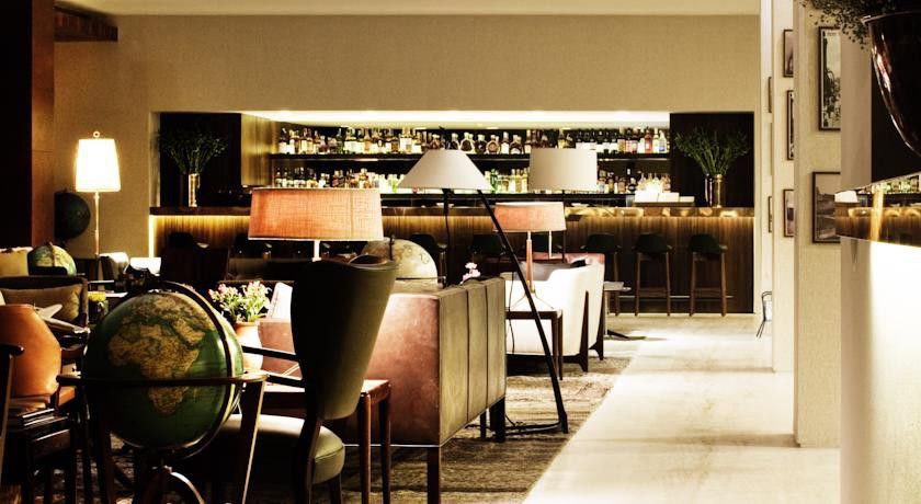 Square Nine Hotel Belgrade Extérieur photo