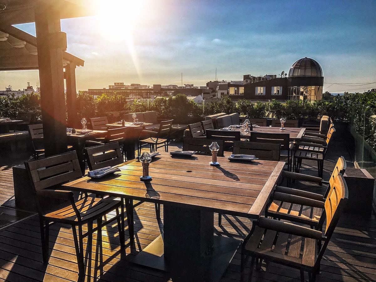 Square Nine Hotel Belgrade Extérieur photo